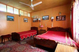 Manila Houseboat 1, Srinagar 3